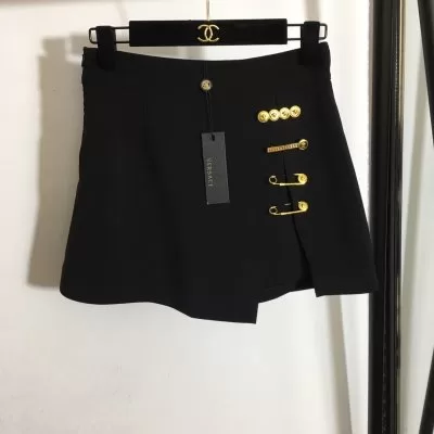 VERSACE ヴェルサーチ ショートパンツ ★新作セール