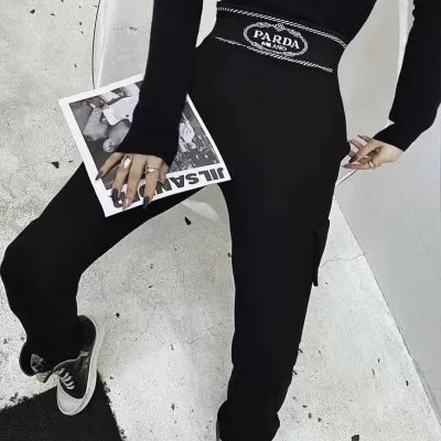 PRADA プラダ パンツ 人気商品