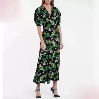 PRADA プラダ ワンピース 完売間近