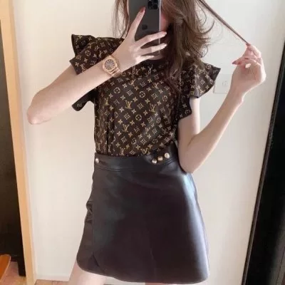 LOUIS VUITTON ルイヴィトン ハーフスカート 最適なアイテム