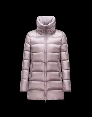 デザイン性の高い2020秋冬 モンクレールMONCLER ダウンジャケットふわふわな感触
