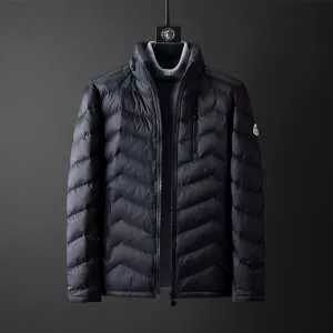 モンクレール 人気ブランドの秋冬新色 MONCLER 2色可選 注目の秋ファッション一番 メンズ ダウンジャケット 2020秋冬トレンド押さえておきたい