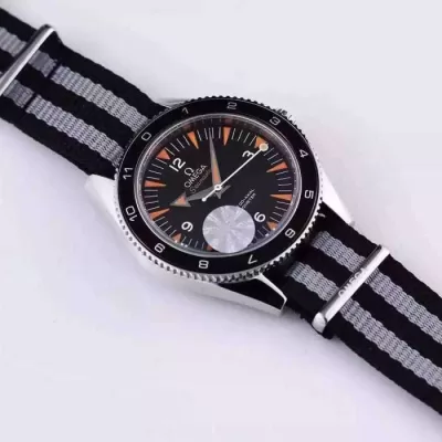 2020 オメガ OMEGA 超レア 男性用腕時計
