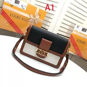 デザイン抜群のアイテム ルイ ヴィトン LOUIS VUITTON レディースバッグ 3色選択可 夏に良く似合うちょっと新品