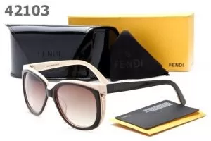 2020 春夏 最旬アイテム FENDI フェンディ サングラス 最高ランク