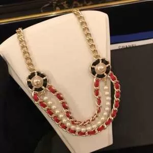 流行ファッション 大人の可愛さを引き立て シャネル CHANEL ネックレス