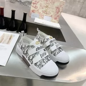 今年の秋冬のトレンド激安セール ランニングシューズ 20202020秋冬流行色紹介 ディオール DIOR 最新秋冬トレンドをチェック