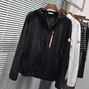 2020上品に着こなせMONCLER Grimpeursウィンドブレーカー メンズ モンクレール コピー ナイロンフード付きブルゾン 薄手