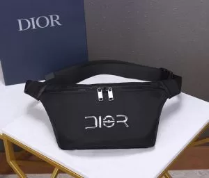 ディオール 2020話題の商品 DIOR ポーチ ランキング1位 安心の実績