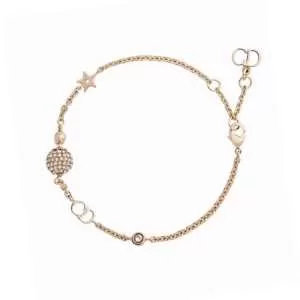 春夏のトレンドアイテム ディオール DIOR 大人カジュアル夏ファッション2020 ブレスレット 大人の可愛さを引き立て