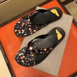 フェンディ FENDI トングサンダル カジュアルファッションを楽しもう2020年春夏シーズンの人気