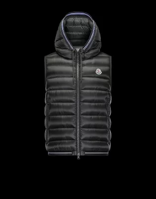 高品質 モンクレール MONCLER ダウンジャケット ベストふわふわな感触