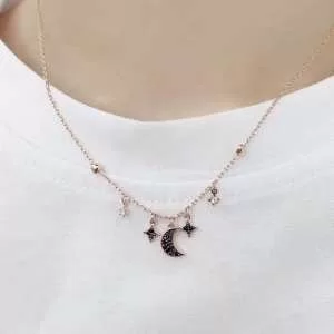スワロフスキー SWAROVSKI ネックレス 季節をまたい新作アイテム 2020年の夏のマスト