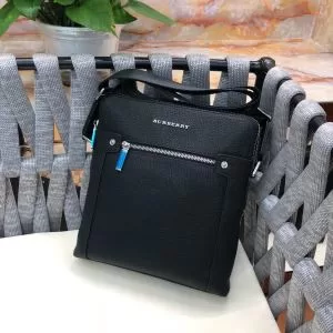 ビジネスバッグ 春夏の流行りトップス 2020春夏の大注目トレンド バーバリー BURBERRY