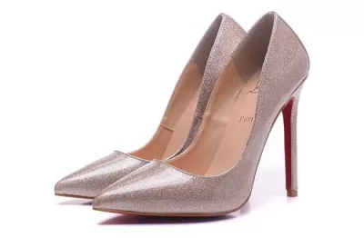 個性的 2020秋冬 クリスチャンルブタンChristian Louboutin ハイヒール