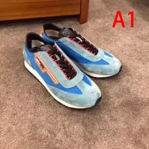 コレクション スニーカー4色可選 質の高い新品 プラダ PRADA 注目度が上昇中