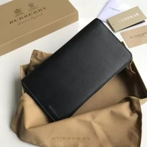 バーバリー BURBERRY 財布ウォレッ 今シーズン注目のデザイン 2020SSのトレンド商品