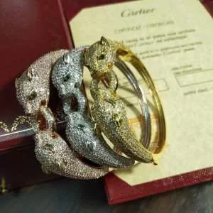 3色可選 派手にはなりすぎず カルティエ 2020SSのトレンド商品CARTIER ブレスレット素敵なスタイルで夏の定番