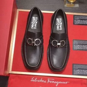 FERRAGAMO ビジネスシューズ 2020春夏トレンドアイテム 大胆にデザインオシャレ新品サルヴァトーレフェラガモ