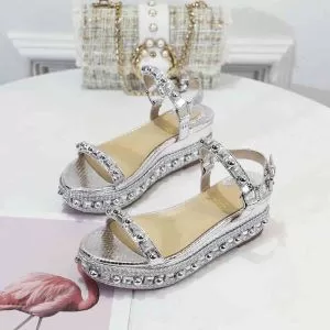 クリスチャンルブタン Christian Louboutin サンダル 2020年の夏のマスト 今季のトレンド人気新作