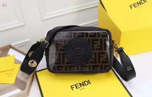 シーズン ショルダーバッグ ファッションの最先端 4色可選 FENDI フェンディ 上品でファッション