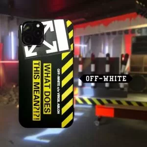 2色可選 ケータイケース OffWhite オフホワイト 人気ファッション雑誌でも掲載 2020秋に注目したい