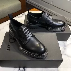 DIOR ディオール 革靴 2020年春夏のトレンドアイテム 春夏シンプルファッションでOK