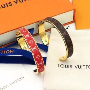 ブレスレット おしゃれ上級者に挑戦 ルイ ヴィトン 2020春夏人気トレンドアイテム LOUIS VUITTON 2色可選