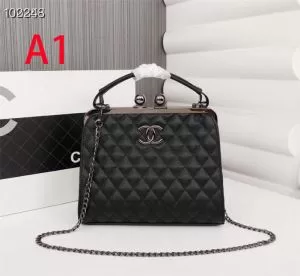 毎年トレンドアイテムが出る シャネル 2020春夏は人気定番 CHANEL 目を引く春夏トップス レディースバッグ 多色選択可 優しい雰囲気スタイリッシュに