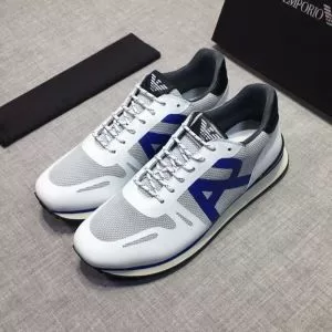 ランニングシューズ 2色可選 2020年春夏シーズンの人気 今季は特に注目ファション アルマーニ ARMANI