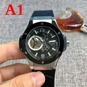 高感度アイテムウブロ HUBLOTすっかり定番化 男性用腕時計 4色可選希少価値大