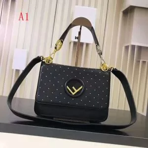 フェンディ FENDI 今季新作登場 ハンドバッグ 4色可選 主役級のアイテム