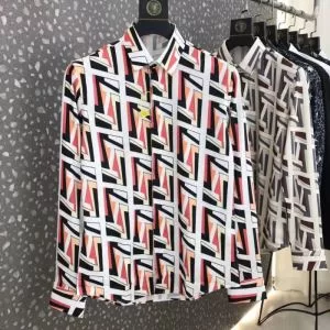 2020モデル シャツ 2色可選 シンプルなファッション フェンディ FENDI ストリート感あふれ