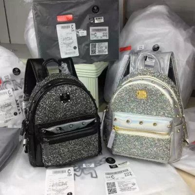 新品 首胸ロゴ MCM エムシーエム コピー リュック、バックパック 2020 多色選択可