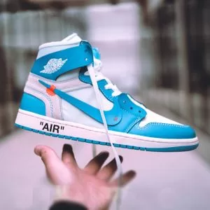 憧れブランドの2020春夏 スニーカー OffWhite 個性的なスタイル オフホワイト