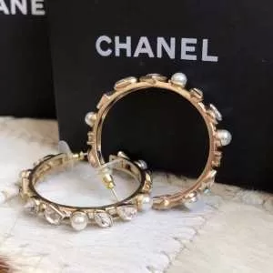 Chanel 限定シャネル ピアス コピー 激安2020話題の商品 おしゃれ ハイブランド アクセサリーレディースイヤリングコーデ