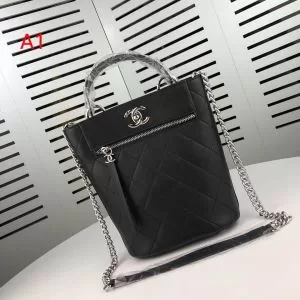 流行ファッション 抜け感のある夏着物 シャネル CHANEL リュック 3色可選