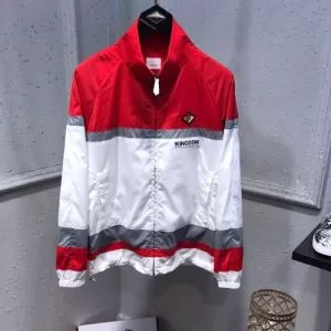 ストリート感あふれ バーバリー BURBERRY 20新作です ハーフコート デザインお洒落